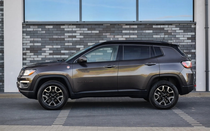 Jeep Compass cena 84900 przebieg: 90000, rok produkcji 2019 z Sochaczew małe 781